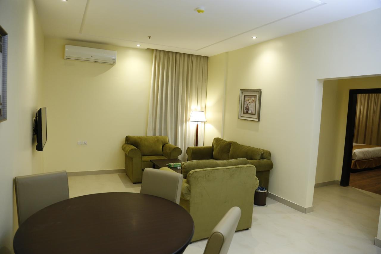 Flora Hotel Suite 2 فلورا2 للشقق المخدومة Rijád Exteriér fotografie