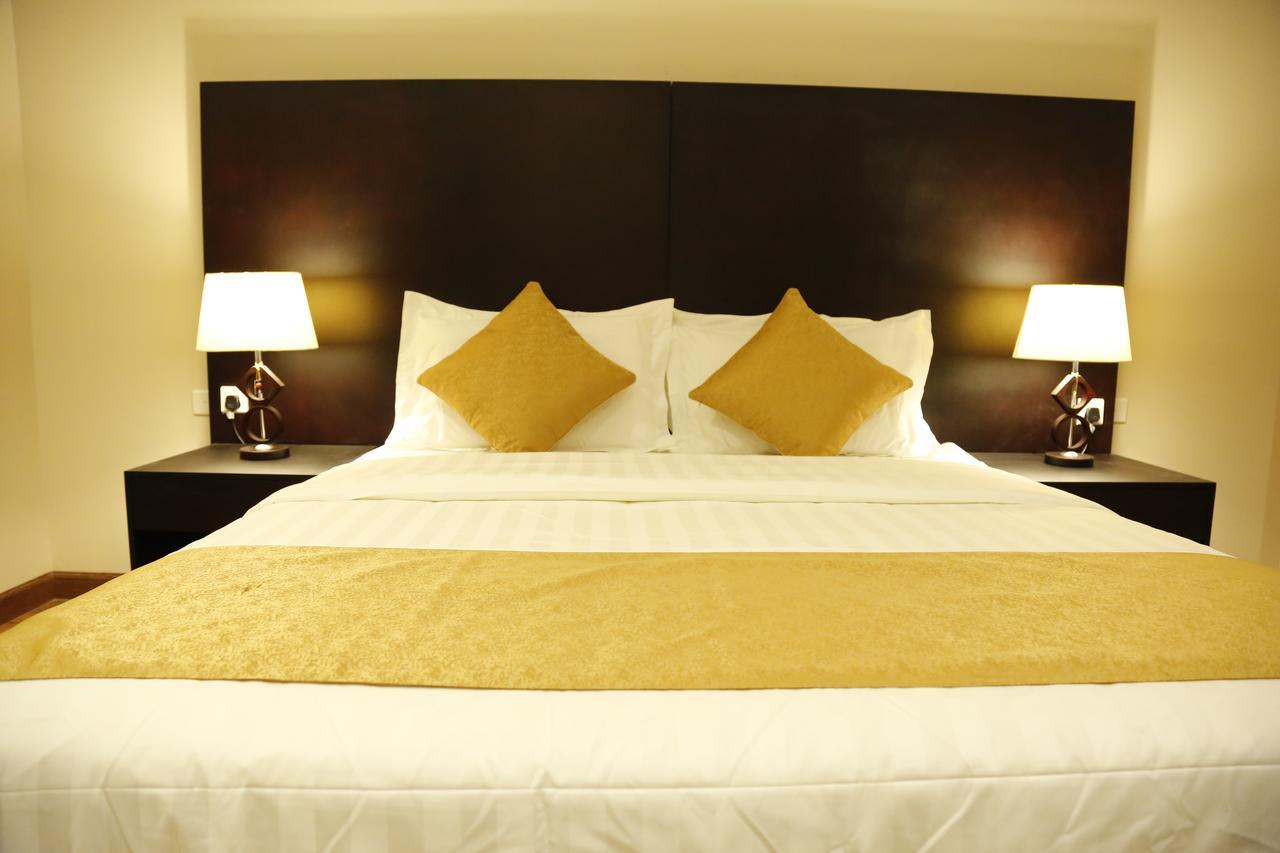 Flora Hotel Suite 2 فلورا2 للشقق المخدومة Rijád Exteriér fotografie