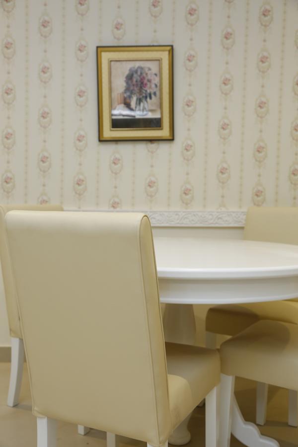 Flora Hotel Suite 2 فلورا2 للشقق المخدومة Rijád Exteriér fotografie